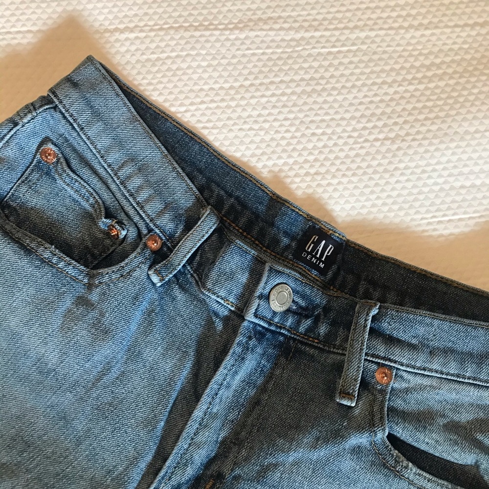 ✨3/10✨Blue washed gap jean shorts